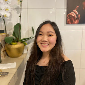 Meet your Posher, Tze zee